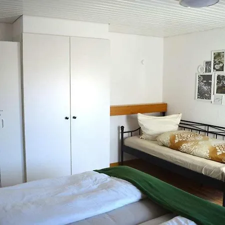 With 2 Bedrooms Сasa de vacaciones